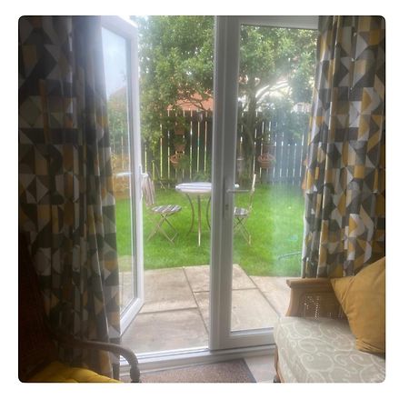 Chez Little Black Cat Patrington Екстер'єр фото